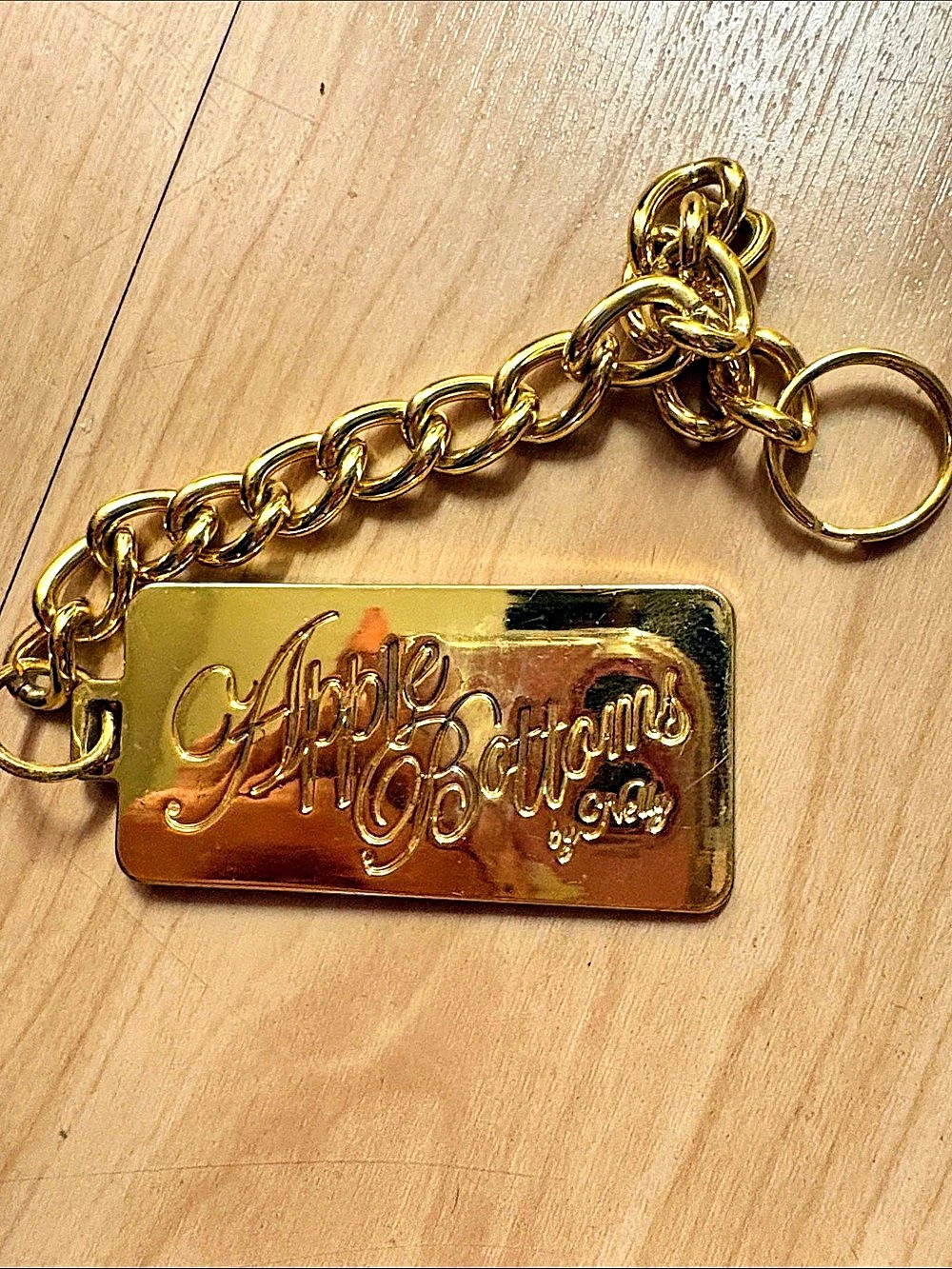 Apple Bottoms Gold-Tone Chain Keychain